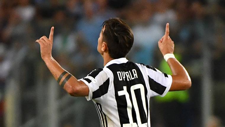 Paulo Dybala, celebrating a marked goal with the Juventus of Turín