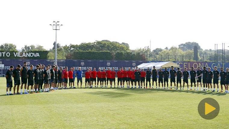Moving minute of silence of the Barça in the Ciutat Esportiva