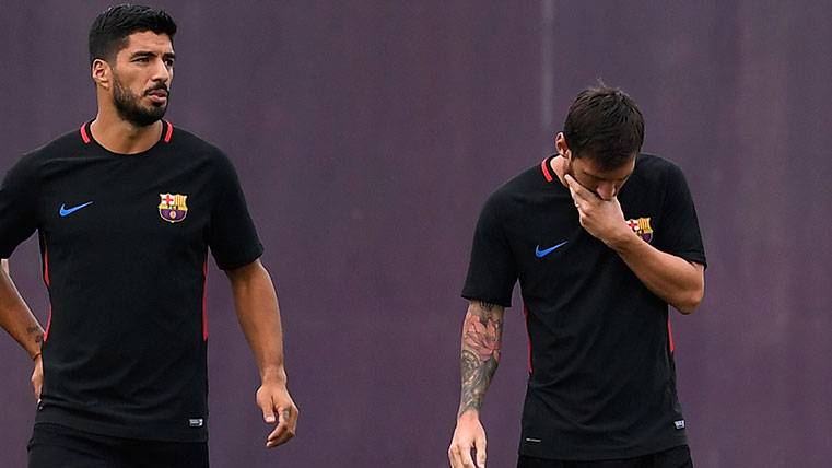 Leo Messi y Luis Suárez en un entrenamiento con el FC Barcelona