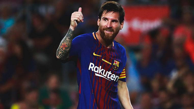 Leo Messi reacciona tras una acción del Barça-Betis de LaLiga