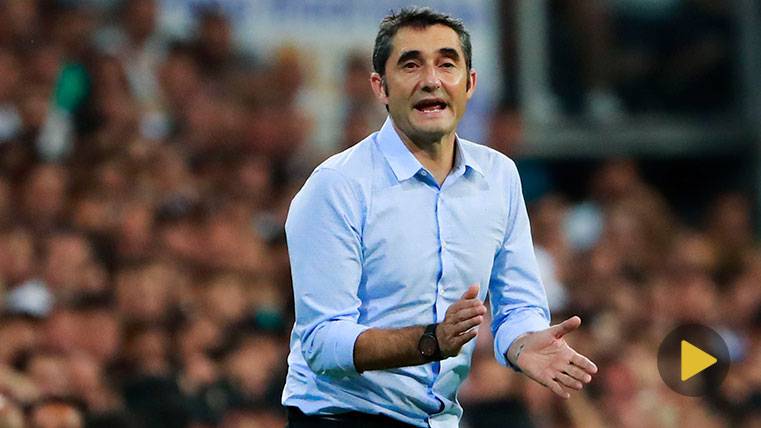 Ernesto Valverde in an action against the Real Madrid