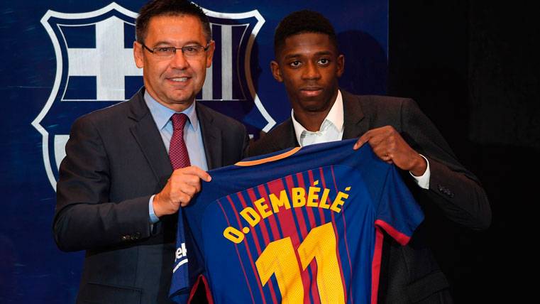 Ousmane Dembélé, presented officially with the Barça