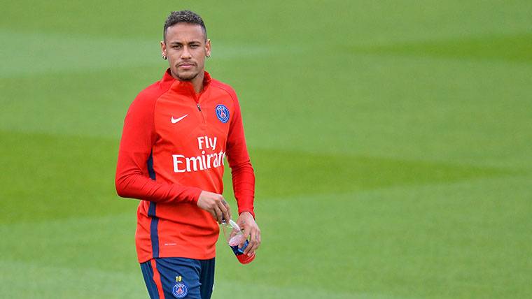 Neymar Jr, during a training with Paris Saint-Germain