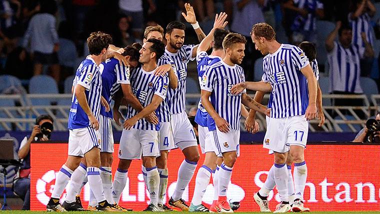 The Real Sociedad, celebrating a goal in an image of archive