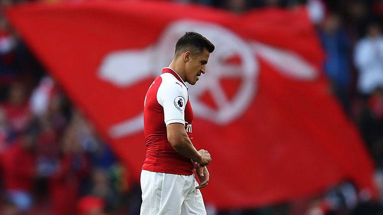 Alexis Sánchez after a meeting of the Arsenal in the Premier League