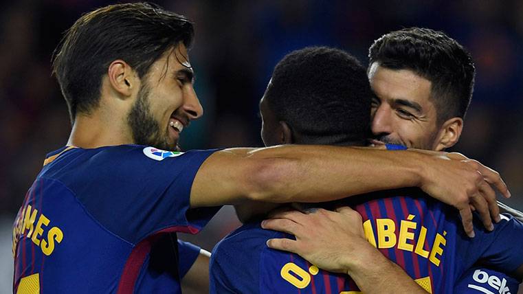 André Gomes celebra un gol del FC Barcelona