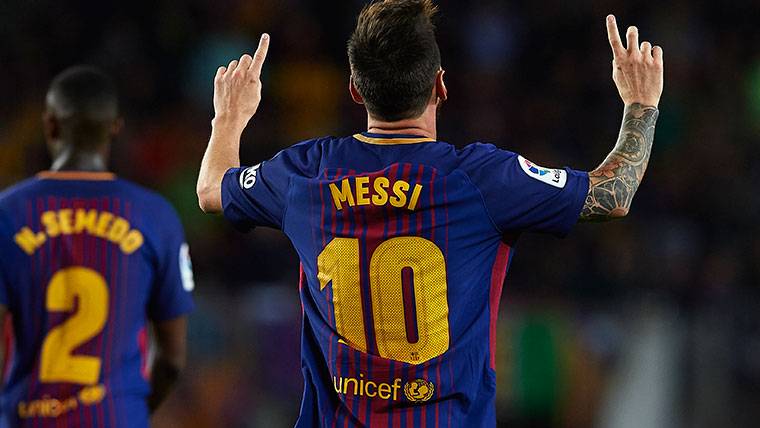Leo Messi, celebrando un gol anotado contra el Espanyol en Liga