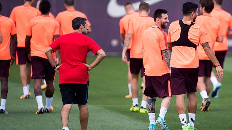 The FC Barcelona, training in the Ciutat Esportiva Joan Gamper