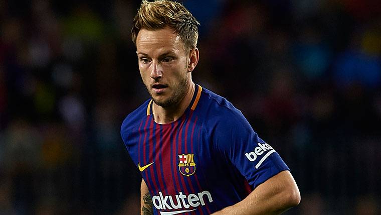 Ivan Rakitic, during a party with the Barça this season
