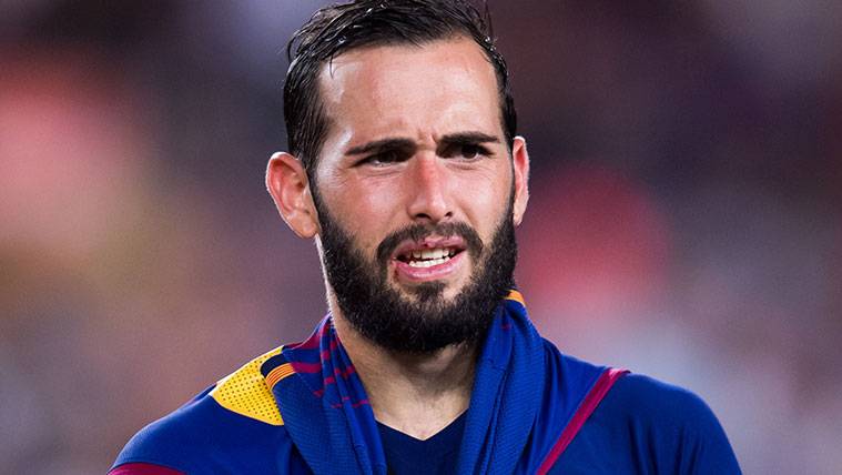 Aleix Vidal after a party of the FC Barcelona