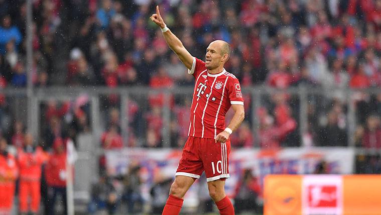 Arjen Robben Celebrates a goal with the Bayern of Munich