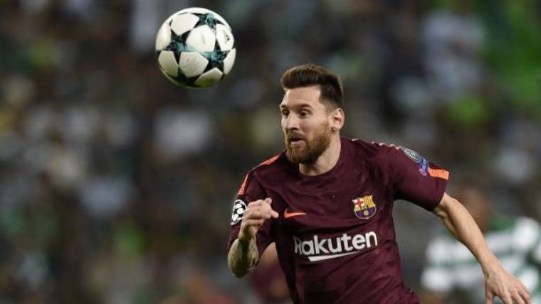 Messi en una acción ante el Sporting Portugal