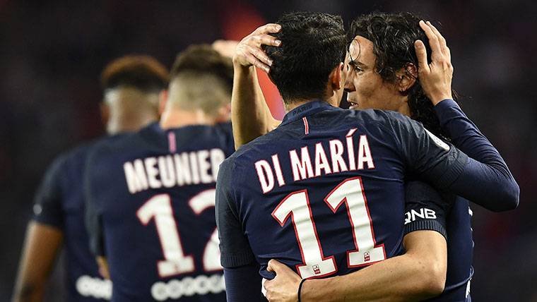 Ángel Di María y Cavani, celebrando un gol con el Paris Saint-Germain