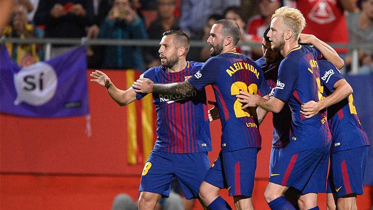 The players of the Barça celebrate a goal against the Girona