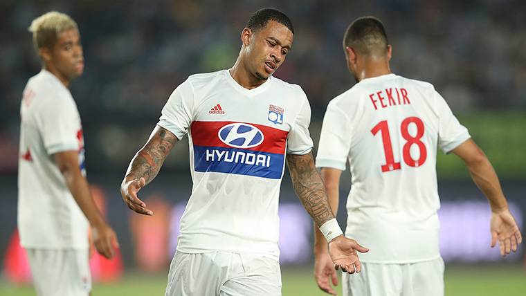 Memphis Depay, regretting an occasion failed with the Lyon