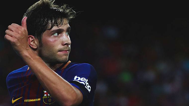 Sergi Roberto, during a party with the Barça this season