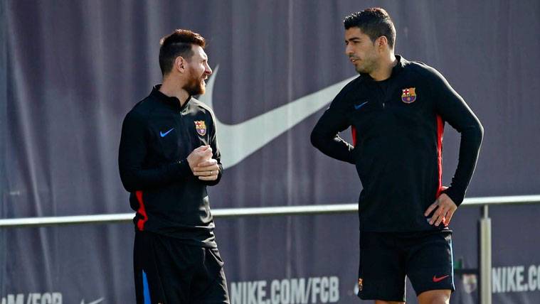 Leo Messi y Luis Suárez en un entrenamiento del FC Barcelona