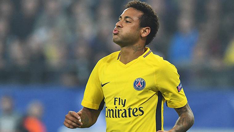 Neymar en un partido del Paris Saint Germain