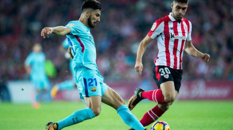 André Gomes in an action in Saint Mamés