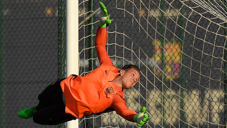 Marc-André Ter Stegen in a training of the FC Barcelona