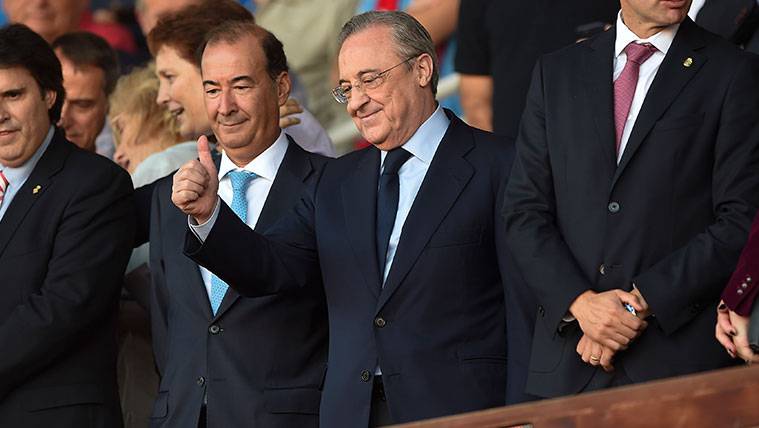 Florentino Pérez, in the loge of the stadium of Montilivi