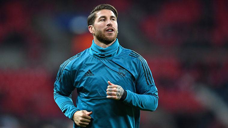 Sergio Ramos, durante un calentamiento con el Real Madrid