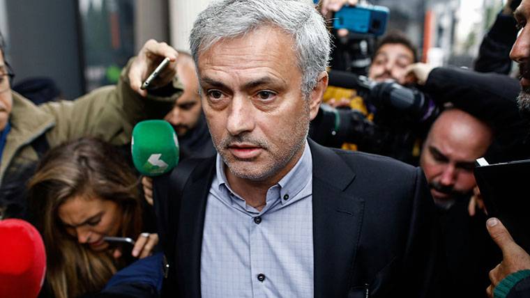 José Mourinho, during an interview on foot of street