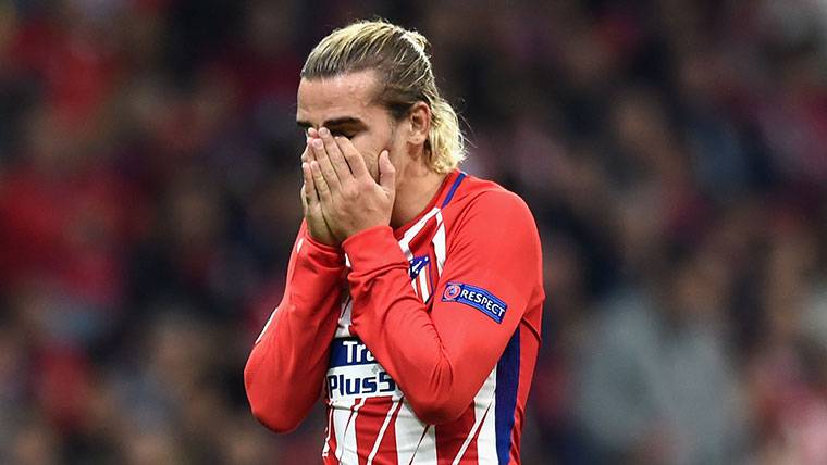 Antoine Griezmann, regretting after an occasion failed with the Athletic
