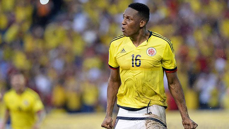 Yerry Mina, celebrating a marked goal with the selection of Colombia