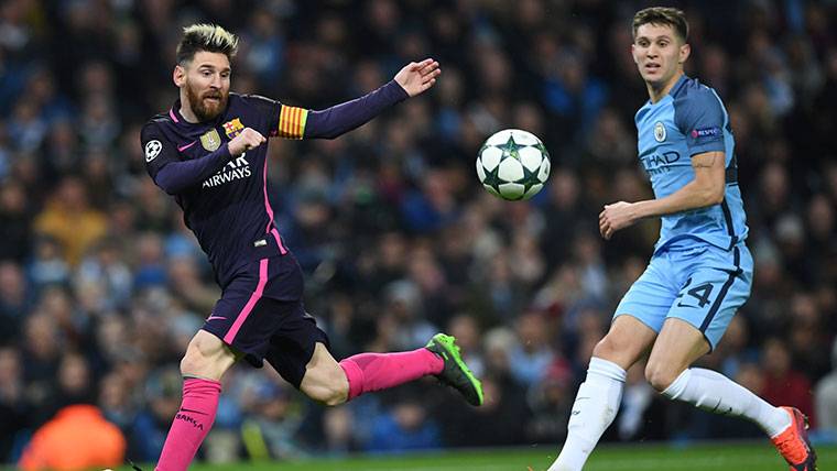 Leo Messi, during a party against the Manchester City