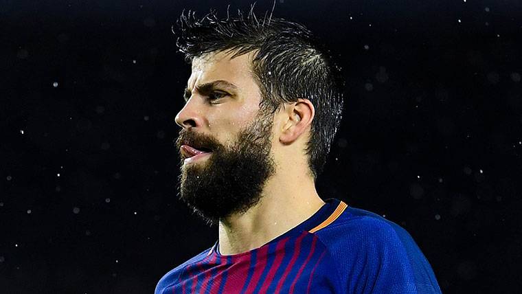 Gerard Piqué, durante un partido con el FC Barcelona este curso