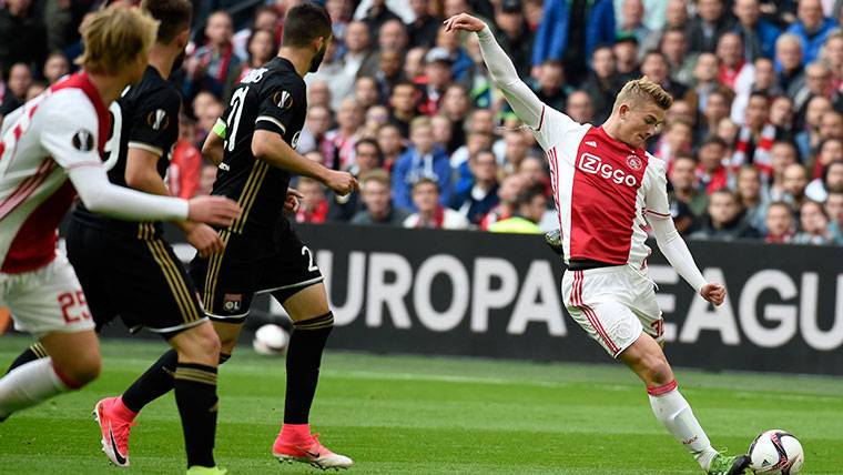 De Ligt, durante un partido con el Ajax de Amsterdam