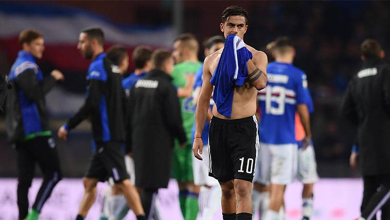 Paulo Dybala se lamenta después de una derrota de la Juventus