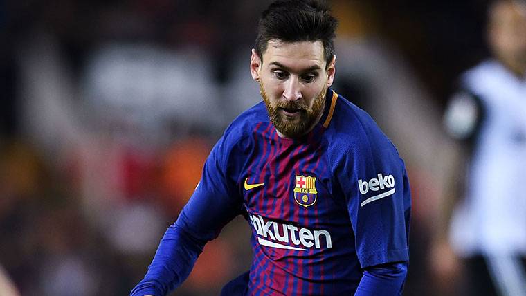 Leo Messi, durante el encuentro ante el Valencia en Mestalla