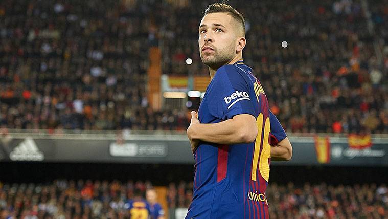 Jordi Alba in a party with the FC Barcelona