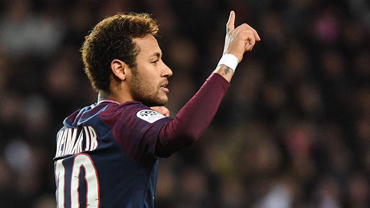 Neymar Jr, celebrando un gol marcado con el Paris Saint-Germain