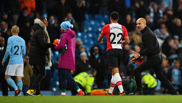 Guardiola And Redmond, during the rifirrafe after the Manchester City-Southampton