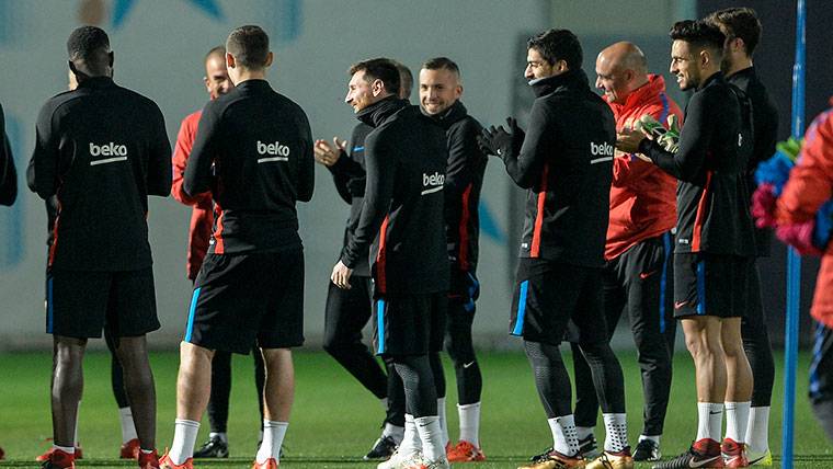 Jugadores del Barcelona en un entrenamiento