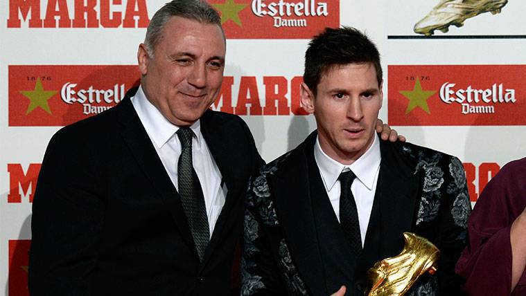 Hristo Stoichkov y Leo Messi en la entrega de la Bota de Oro 2012-13