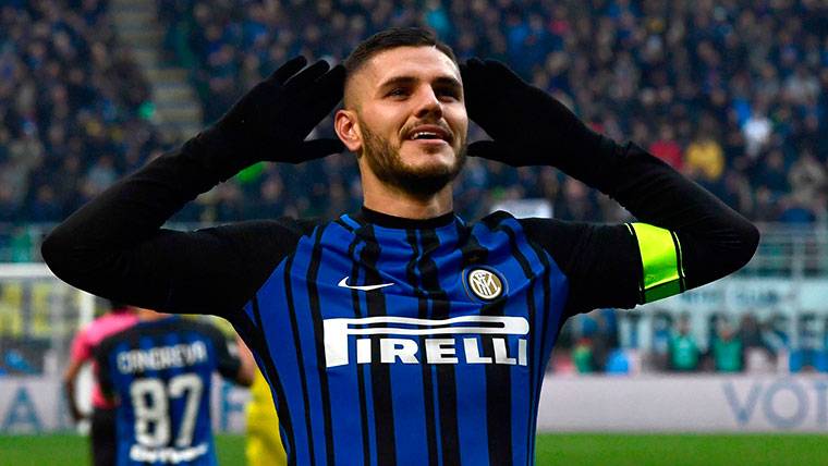 Mauro Icardi, celebrating a marked goal to the Chievo