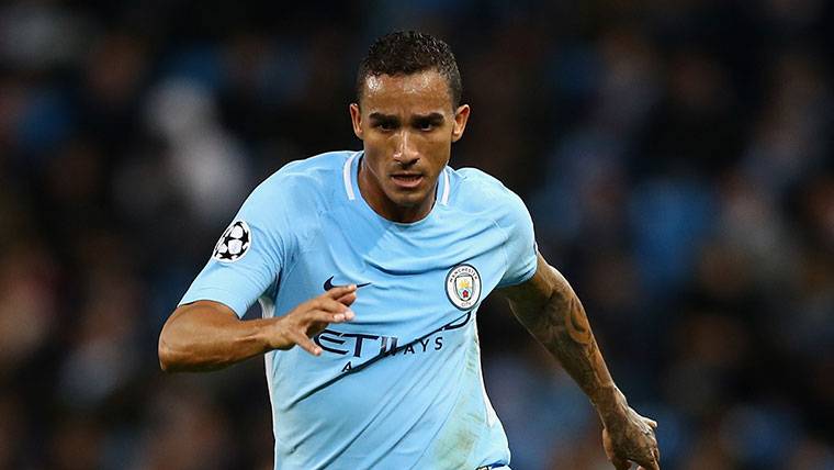 Danilo, durante un partido con el Manchester City