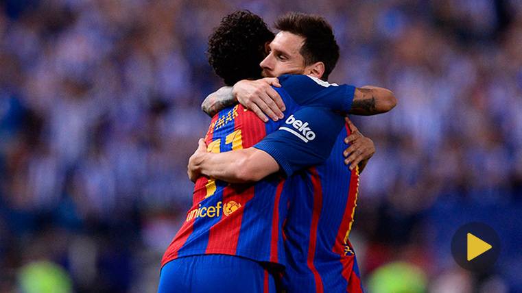 Leo Messi and Neymar celebrate a goal of the FC Barcelona