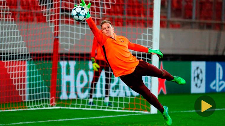 Marc-André Ter Stegen en un entrenamiento del FC Barcelona