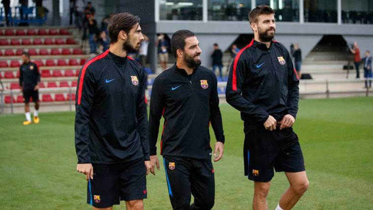 It burn Turan in a training of the FC Barcelona