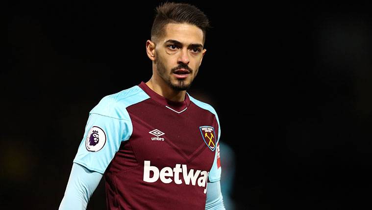 Manuel Lanzini in a party of the West Ham