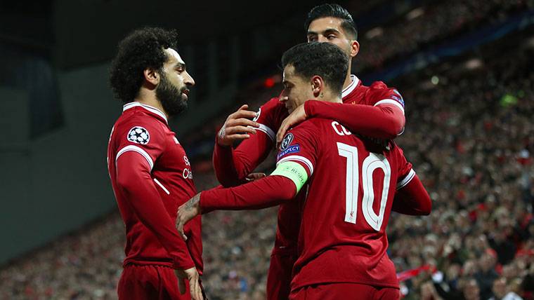 Coutinho, celebrating a marked goal with the Liverpool