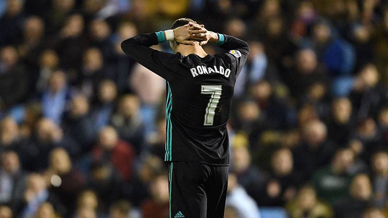 Cristiano Ronaldo en un partido con el Real Madrid