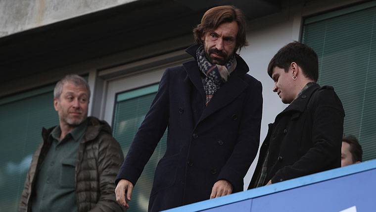 Andrea Pirlo, in an image of archive beside Abramovich