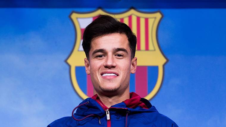 Philippe Coutinho, during the session of photos in the Camp Nou