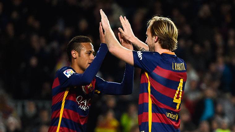 Neymar And Rakitic, celebrating a goal